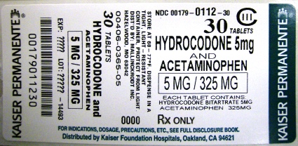Principal Display Panel - 5 mg/325 mg bottle-30's